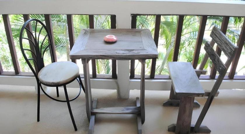 Baan Suan Sook Resort Pantai Chaweng Luaran gambar