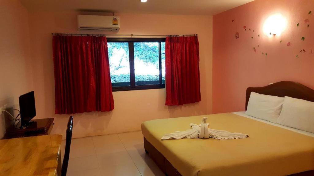 Baan Suan Sook Resort Pantai Chaweng Luaran gambar